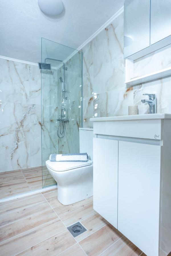Luxury Downtown Apartment Z1 Солун Екстериор снимка